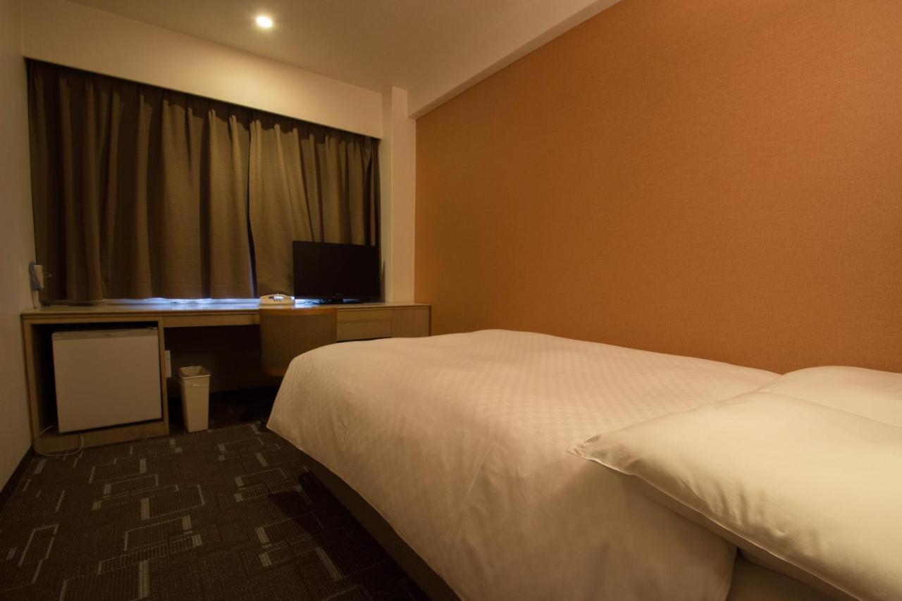 IP City Hotel Osaka - Imperial Palace Group Bagian luar foto